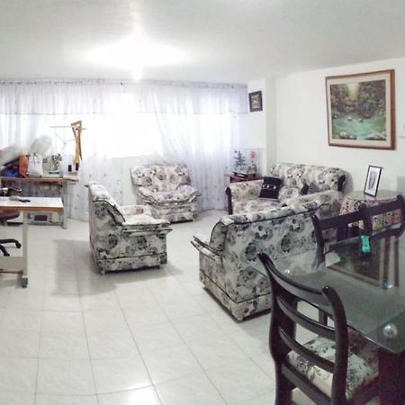 Hostal Dante 圣希尔 外观 照片