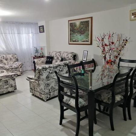 Hostal Dante 圣希尔 外观 照片