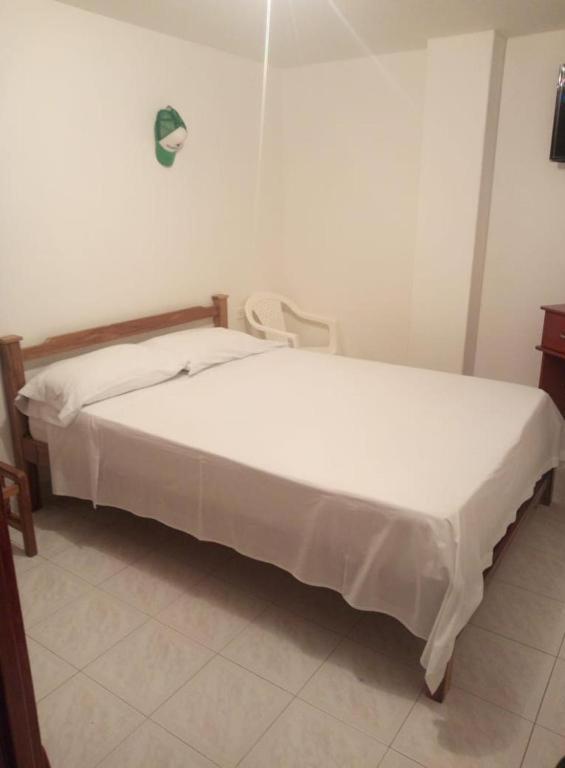 Hostal Dante 圣希尔 外观 照片