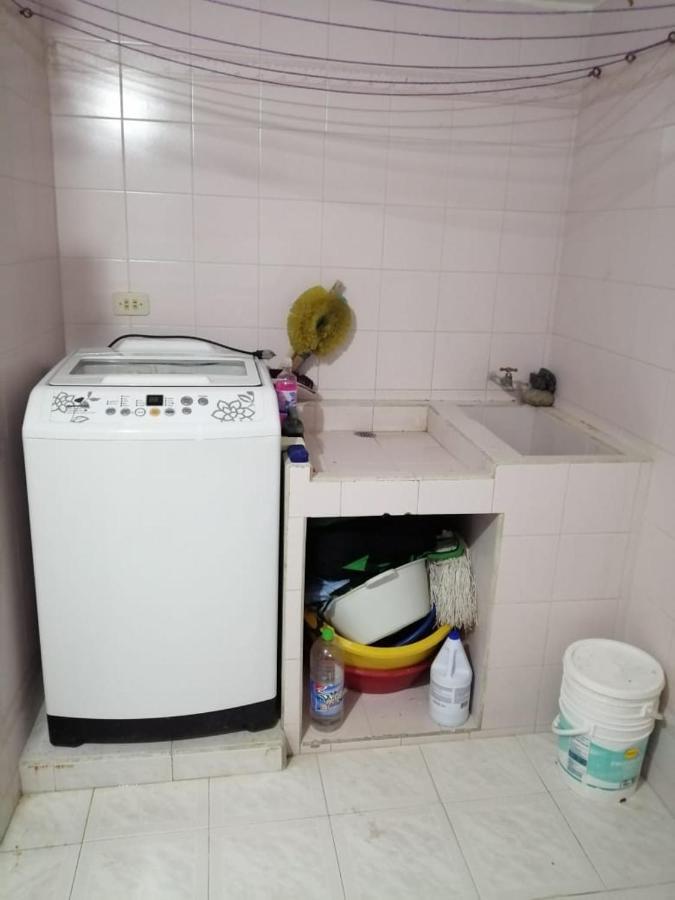 Hostal Dante 圣希尔 外观 照片